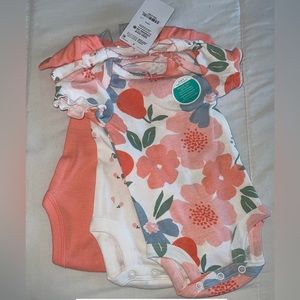Newborn Carters Bodysuits 3 Pieces